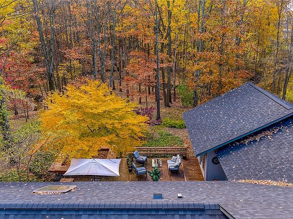 4th image of 21791 Meadows Edge Ln