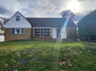 434 Grove St, Rahway, NJ 07065