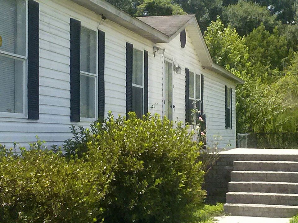2nd image of 5655 Pear Tree Rd