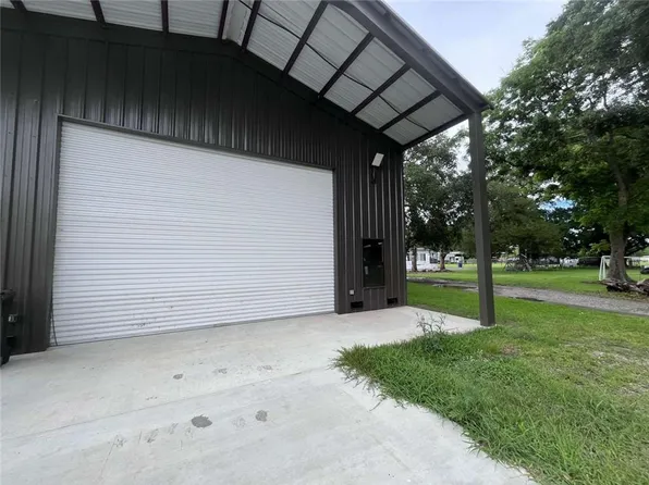 2602 Migues Rd, New Iberia, LA 70560