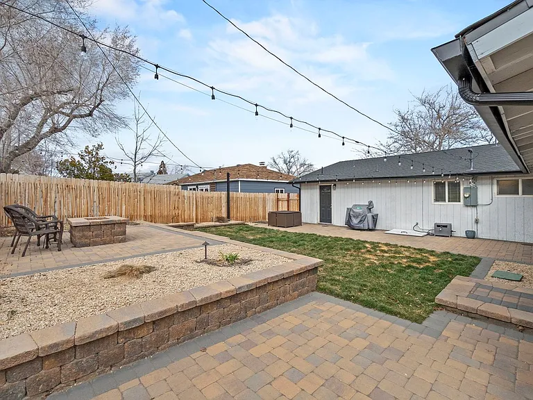 701 Bowman Dr — Photo 30