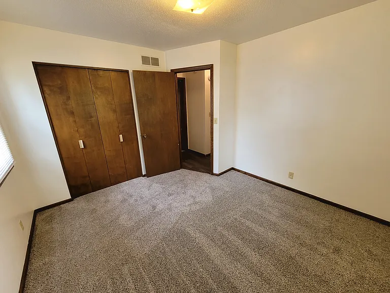 2 bed, 1.0 bath, $1,400 — Photo 14