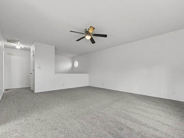4329-4337 S Elizabeth Ave — Photo 8