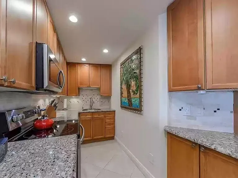 11605 3rd St E #305 — Photo 15