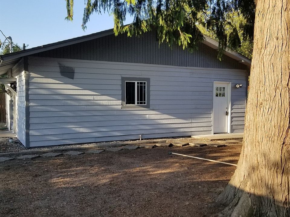 1st image of 767 S 136th Street