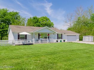 805 Russelville Rd, California, MO 65018