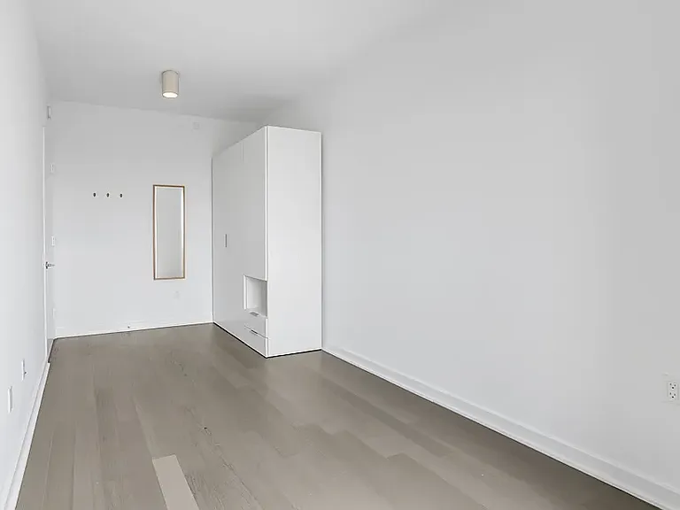 29-22 Northern Blvd #802B — Photo 3