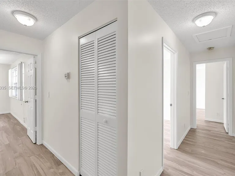 11163 Chandler Dr — Photo 7