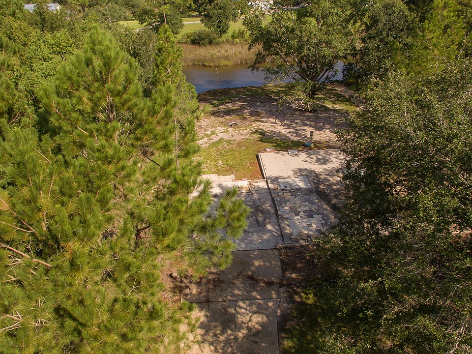 2nd image of 15816 Langley Dr