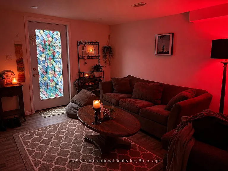 76 Summit Ridge Dr — Photo 4