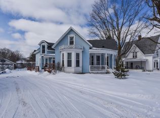 527 N Main St, Evart, MI