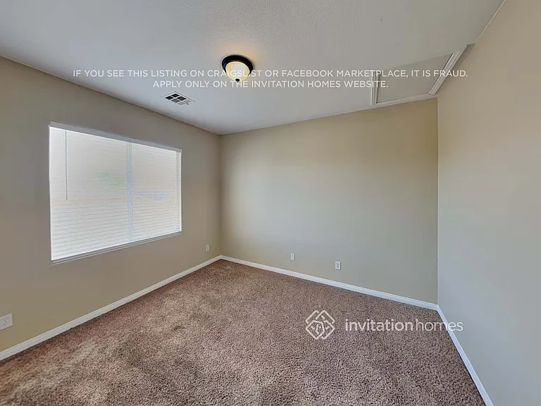 915 Golden Poppy St — Photo 15