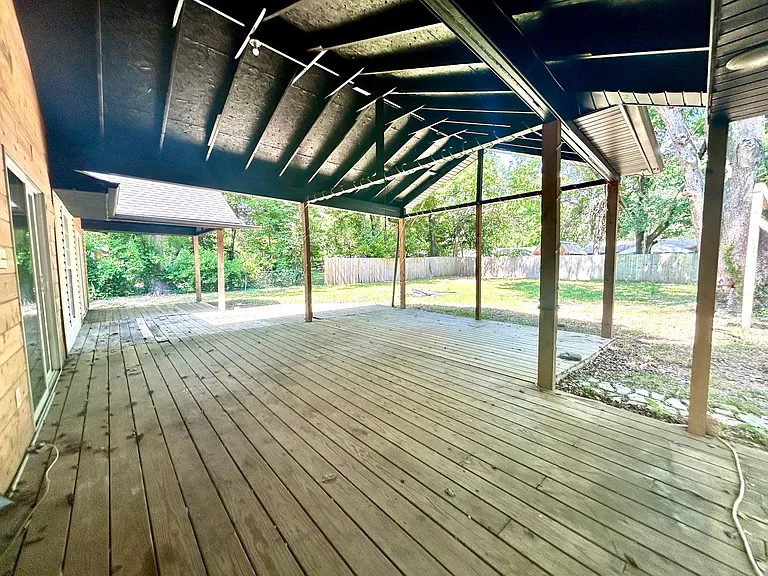 72 Bois D Arc St — Photo 36