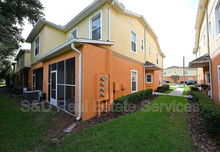 4219 Winding Vine Dr — Photo 44
