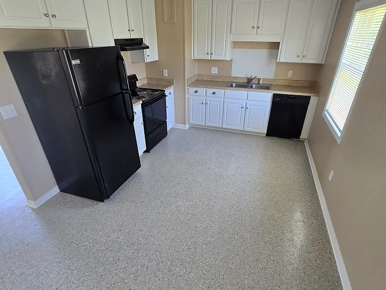 52 Caprice Ct — Photo 3