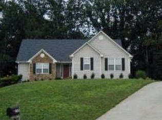 7340 Pea Ridge Pl, Gainesville, GA 30506