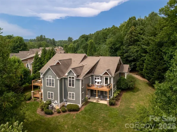 21 N Kaufman Stone Way, Biltmore Lake, NC 28715