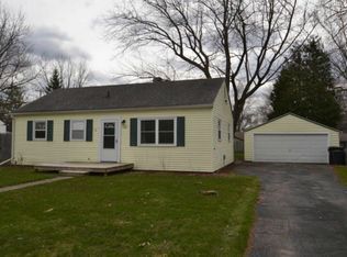 1118 E Saint Andrews Rd, Midland, MI 48642