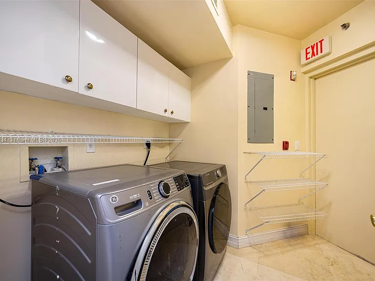 19111 Collins Ave #704 — Photo 13