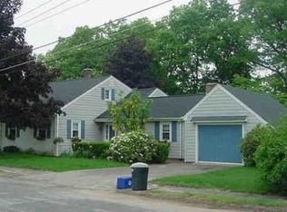 9 Phillips St, Woburn, MA 01801