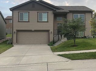 14213 Iowa St, Omaha, NE 68142