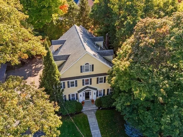 31 Lawson Rd, Winchester, MA 01890