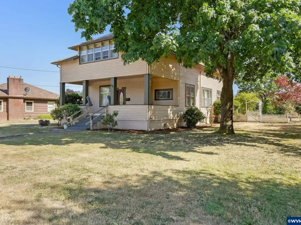 356 W Water St, Stayton, OR 97383