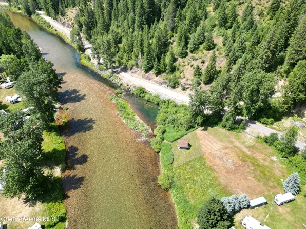 10755 Old River Rd, Kingston, ID 83839