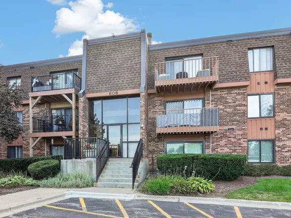 608 Waterford Rd S APT 3C, Schaumburg, IL 60193
