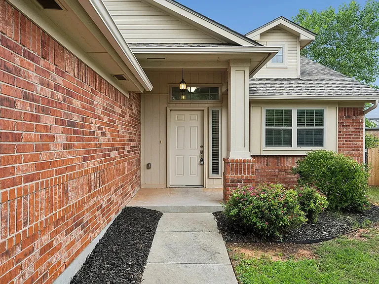 3408 Frederick Dr — Photo 3