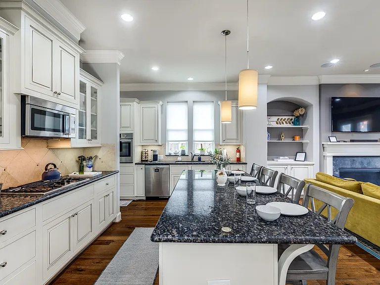 4535 Polk St — Photo 13