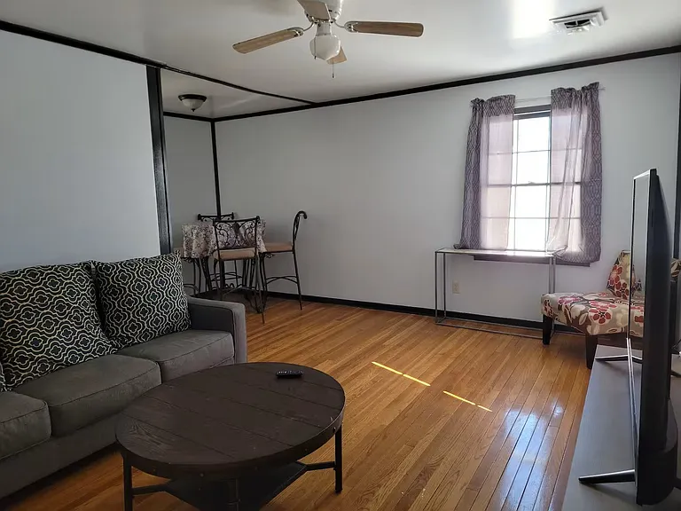 409 Soulsby St #A — Photo 19