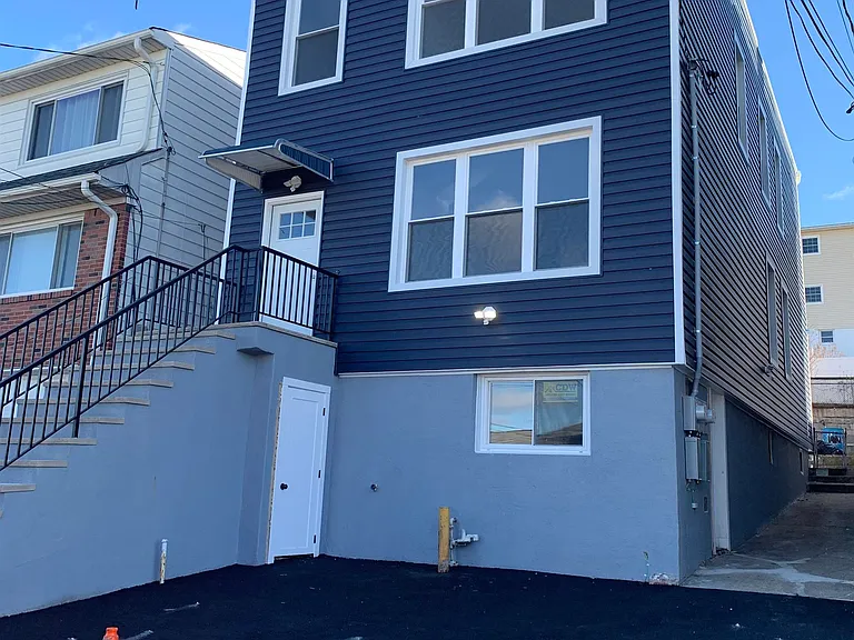 9124 Columbia Ave #1 — Photo 9