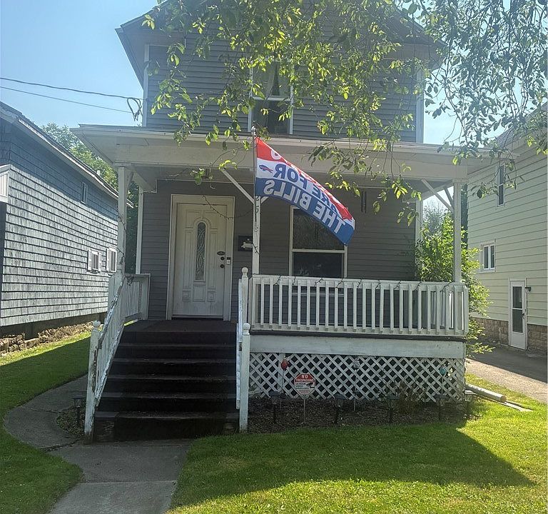 1st image of 925 Church St