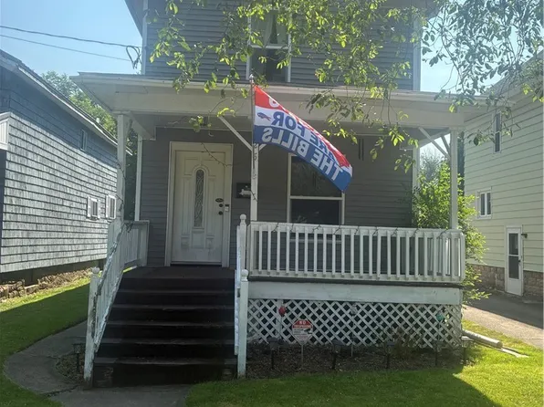 925 Church St, Medina, NY 14103
