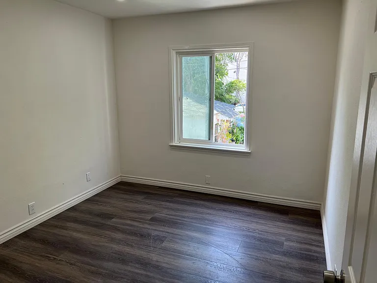 405 S Garfield Ave — Photo 7