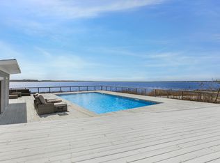 27 Stacy Dr, Westhampton Beach, NY 11978