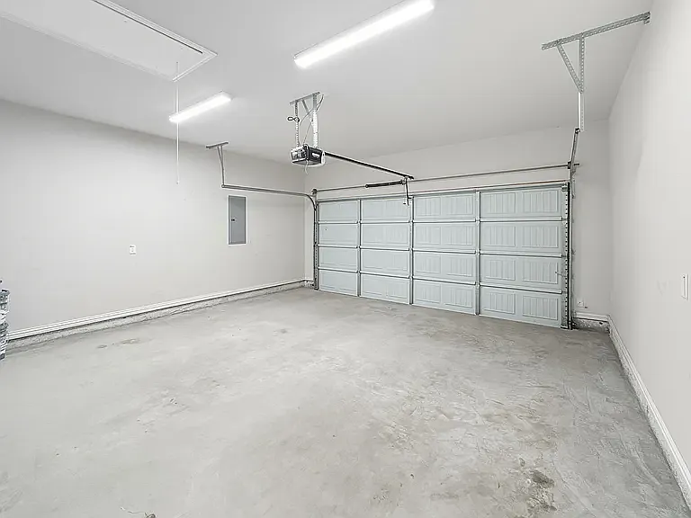 9525 Thorncrown Ln — Photo 28