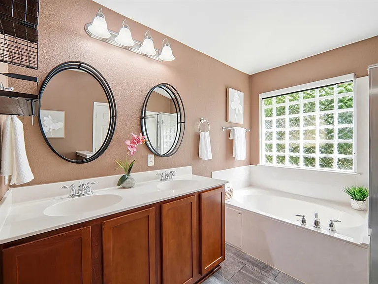 405 N Lynnwood Trl — Photo 26