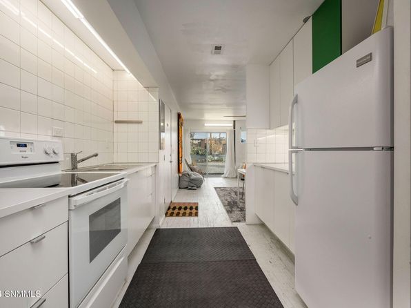 las-cruces-new-mexico-350407844 picture