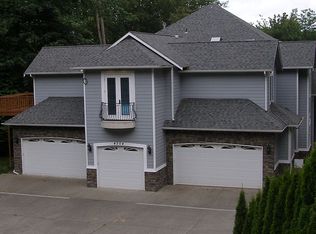 4304 SW Dash Point Rd, Federal Way, WA 98023