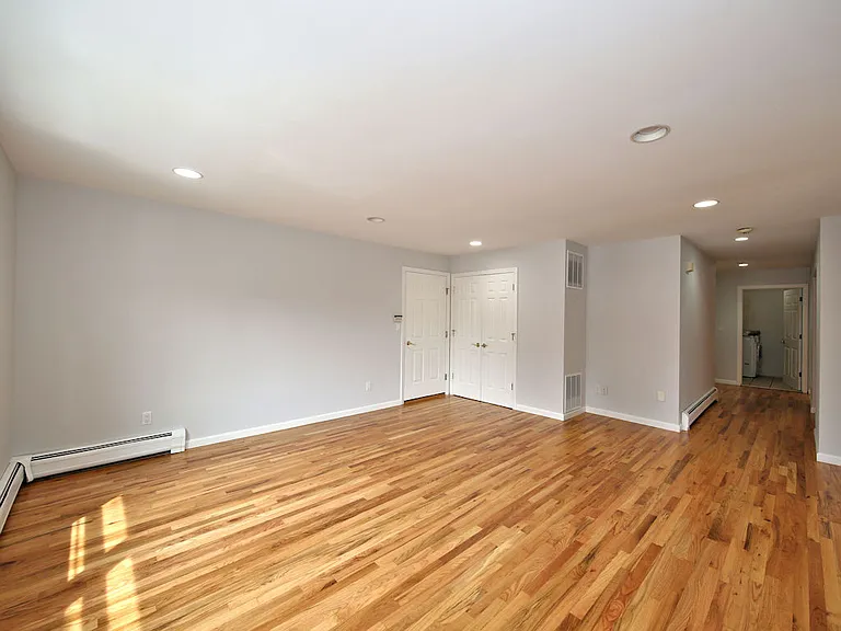 Boyd Pl — Photo 3