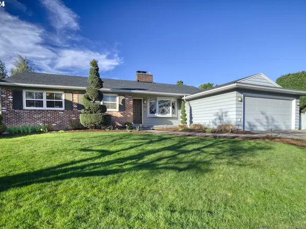 13733 NE Rose Pkwy, Portland, OR 97230