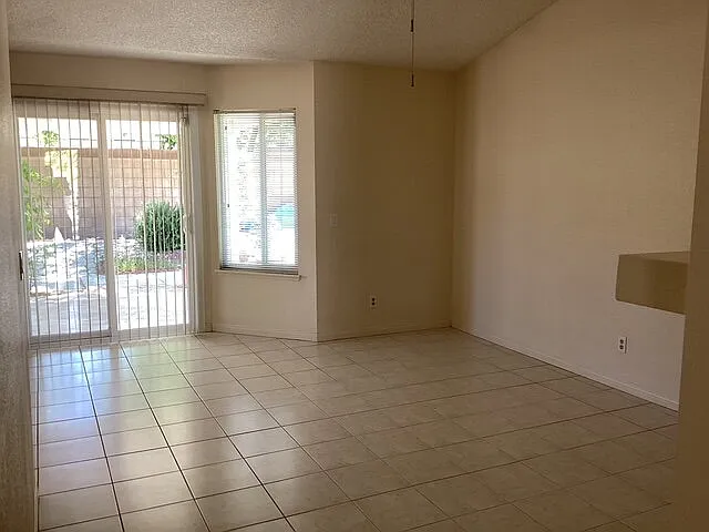 3522 W Avenue J #2 — Photo 7
