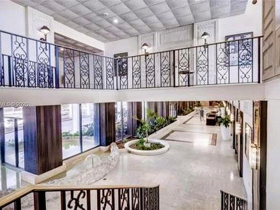 5th image of 5555 Collins Ave APT 7P