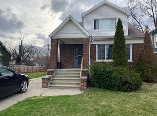 9153 Lakepointe St, Detroit, MI 48224