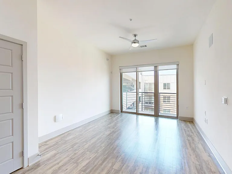 The Flats at Palisades — Photo 83