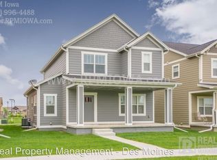 2067 SW Cascade Falls Dr, Ankeny, IA 50023