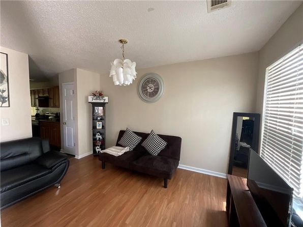 6231 Hickory Lane Cir, Union City, GA 30291