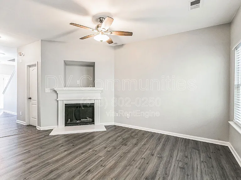 2817 Windsor Forrest Ct — Photo 18